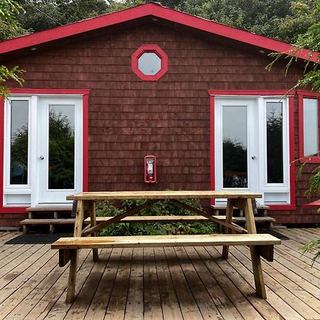Auberge Festive Sea Shack Sainte Anne des Monts Екстер'єр фото