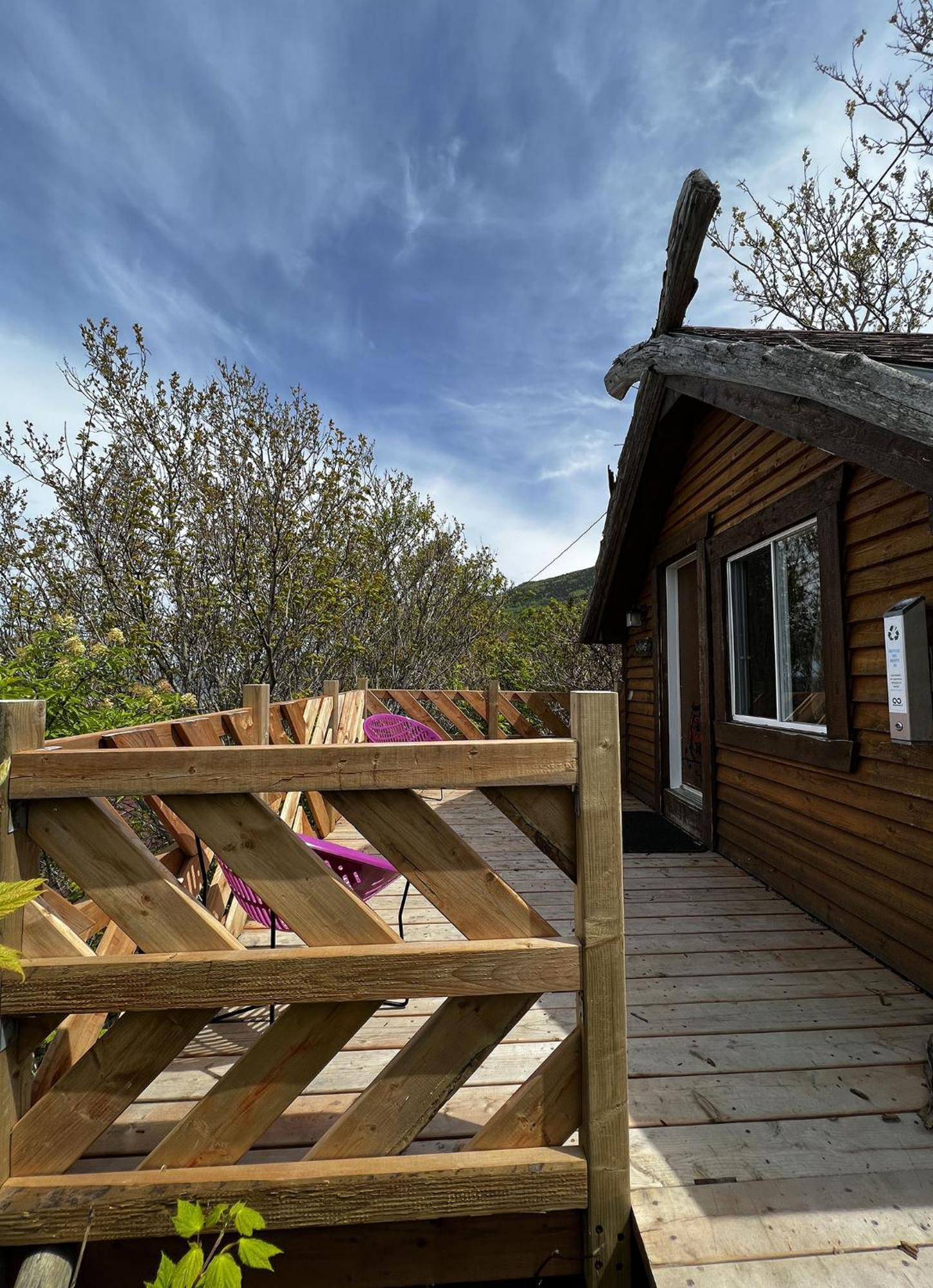 Auberge Festive Sea Shack Sainte Anne des Monts Екстер'єр фото