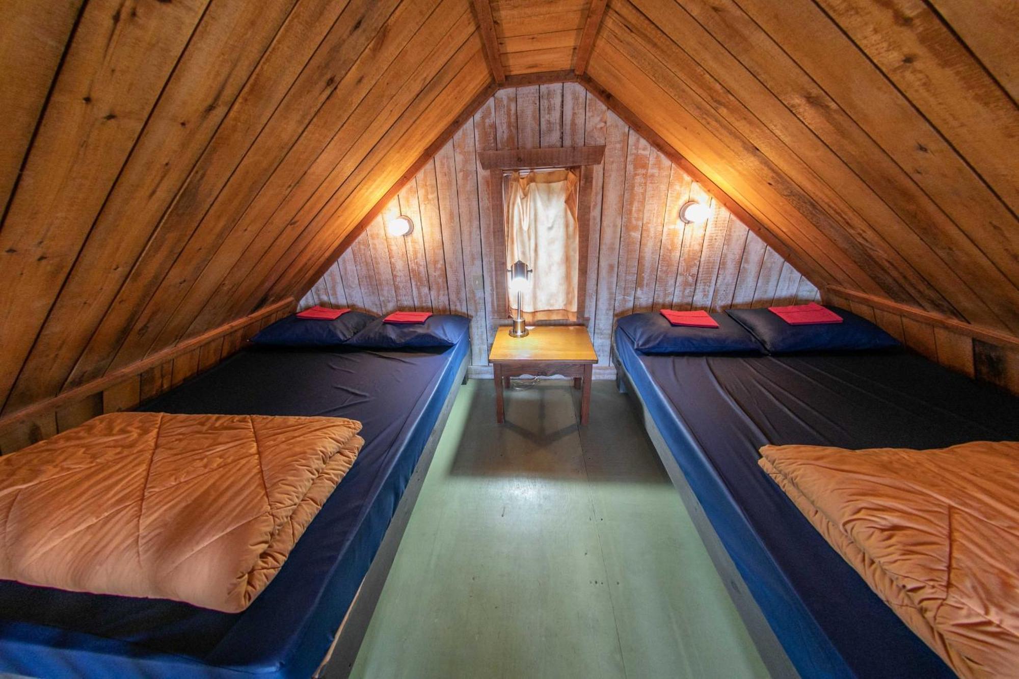 Auberge Festive Sea Shack Sainte Anne des Monts Екстер'єр фото