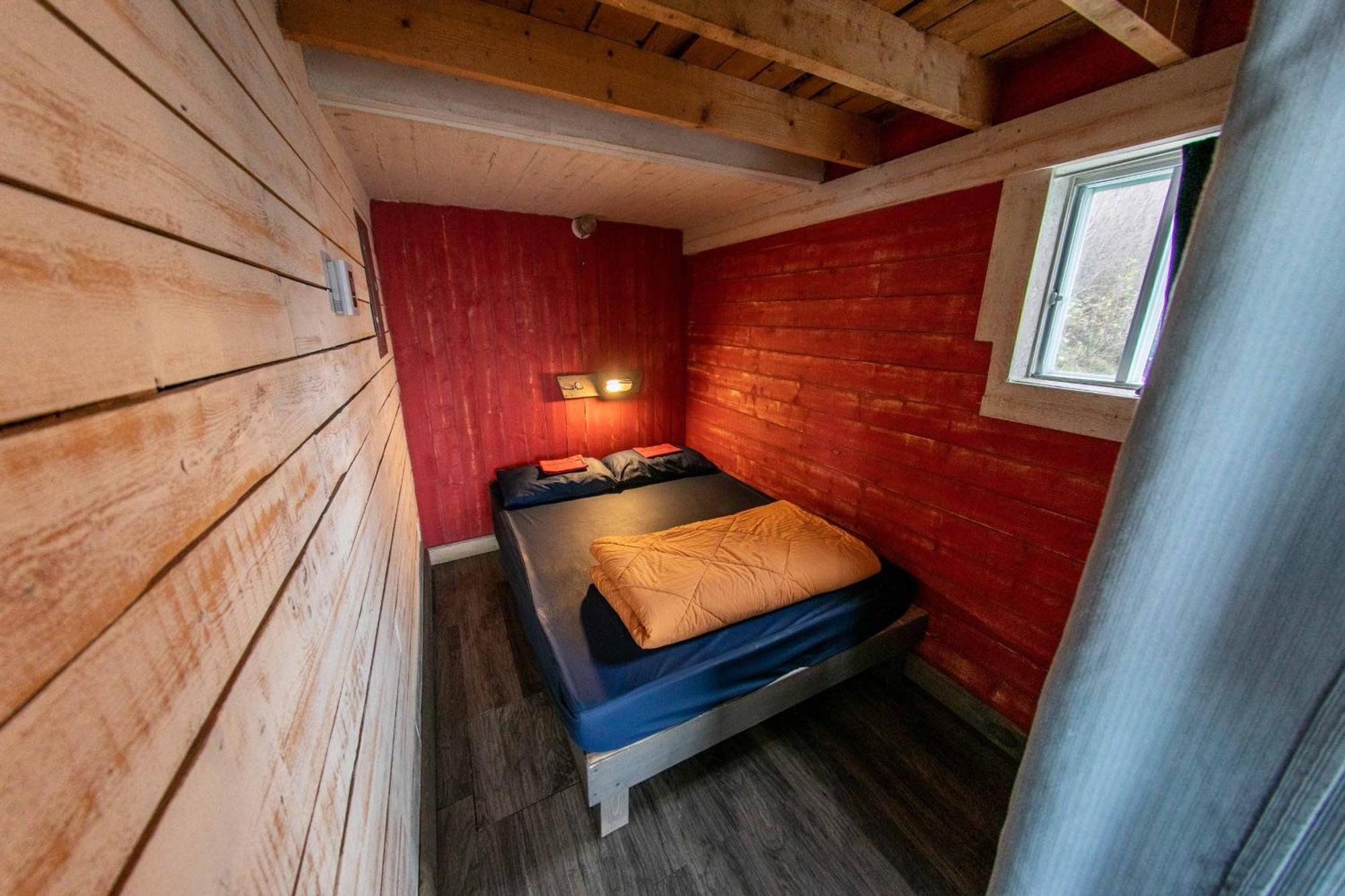 Auberge Festive Sea Shack Sainte Anne des Monts Екстер'єр фото