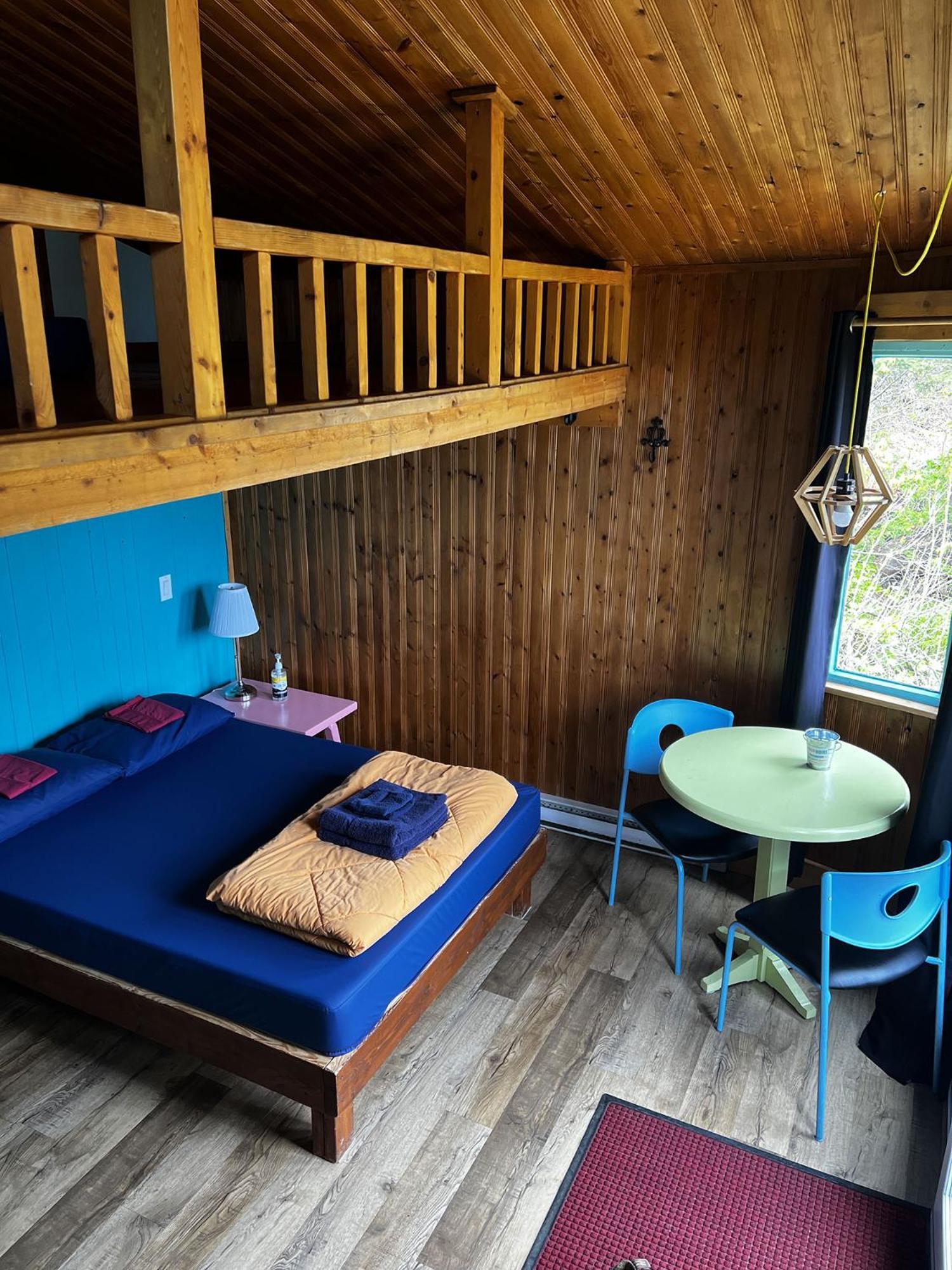 Auberge Festive Sea Shack Sainte Anne des Monts Екстер'єр фото